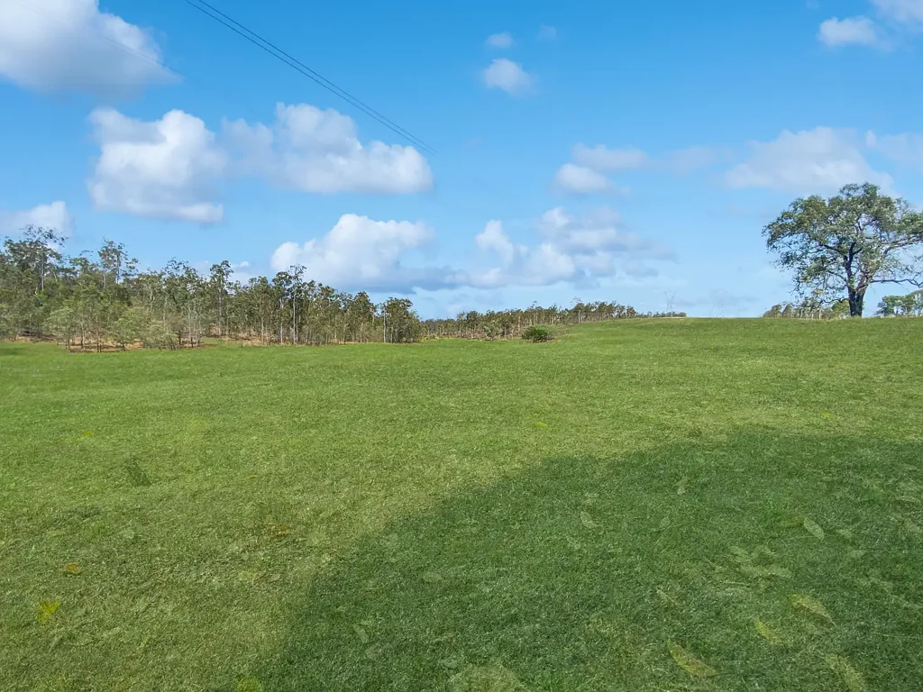 Teebar Ridge-Top Views and Rural Lifestyle Combined