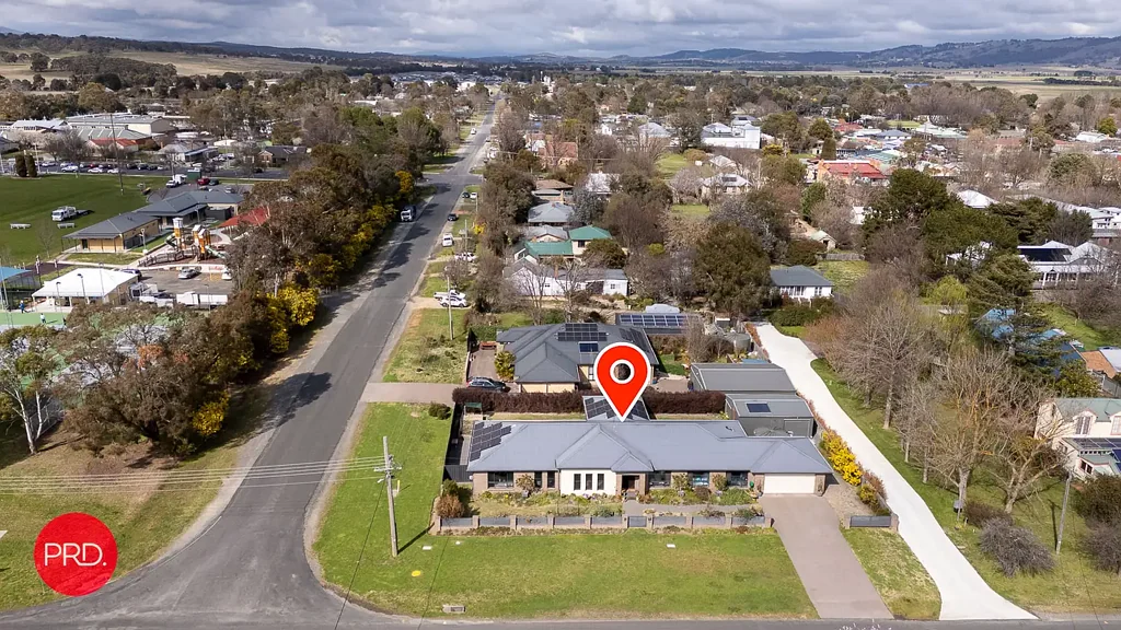 Bungendore 4 Bedroom Beautifully Presented Family Home