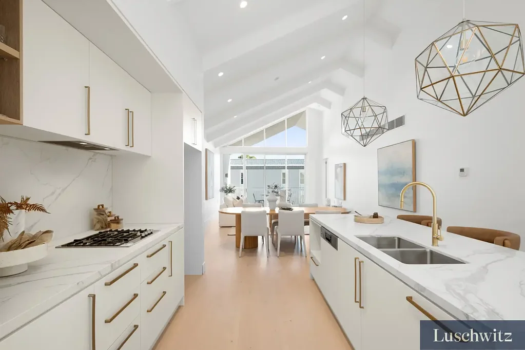 St Ives 3ਬੈੱਡਰੂਮ "LONGHOUSE" -  Sensational brand new over 55's residences right in the heart of St Ives. Call now - Don't miss out!