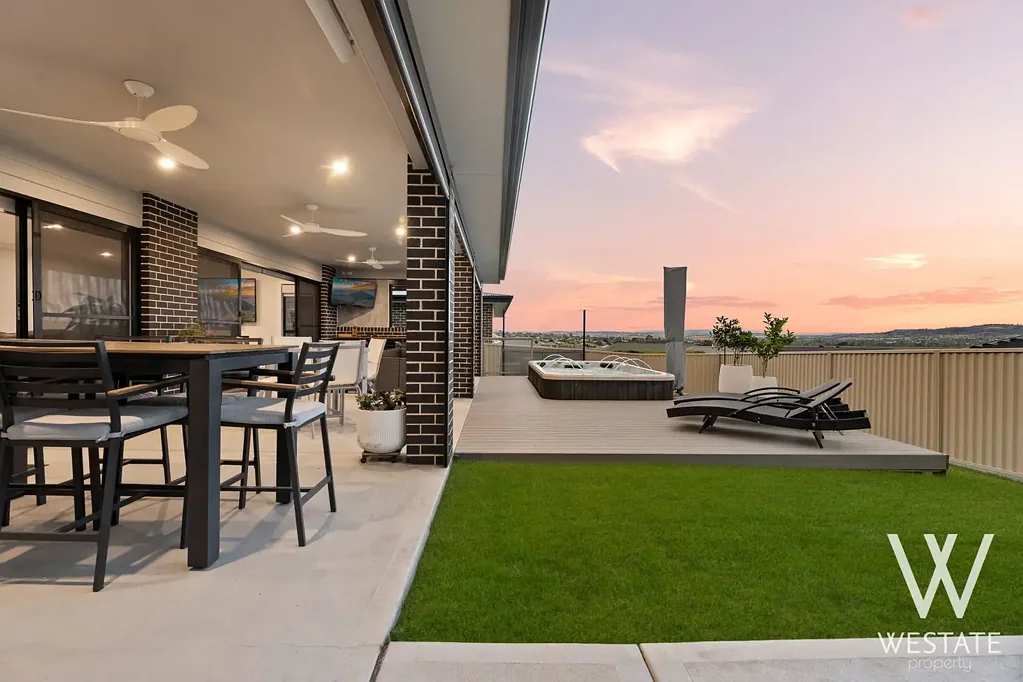 Kelso 4房  LUXURY LIVING. PANORAMIC VIEWS. UNRIVALLED POSITION
