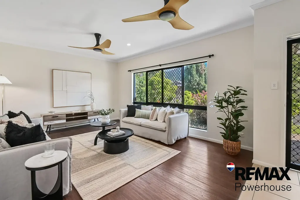 Mount Sheridan 4房  Move-In Ready Comfort in a Convenient Location