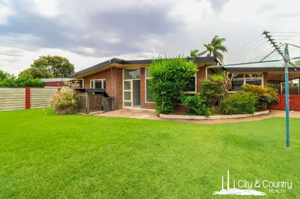 9 Clarke Street, Mount Isa, QLD 4825