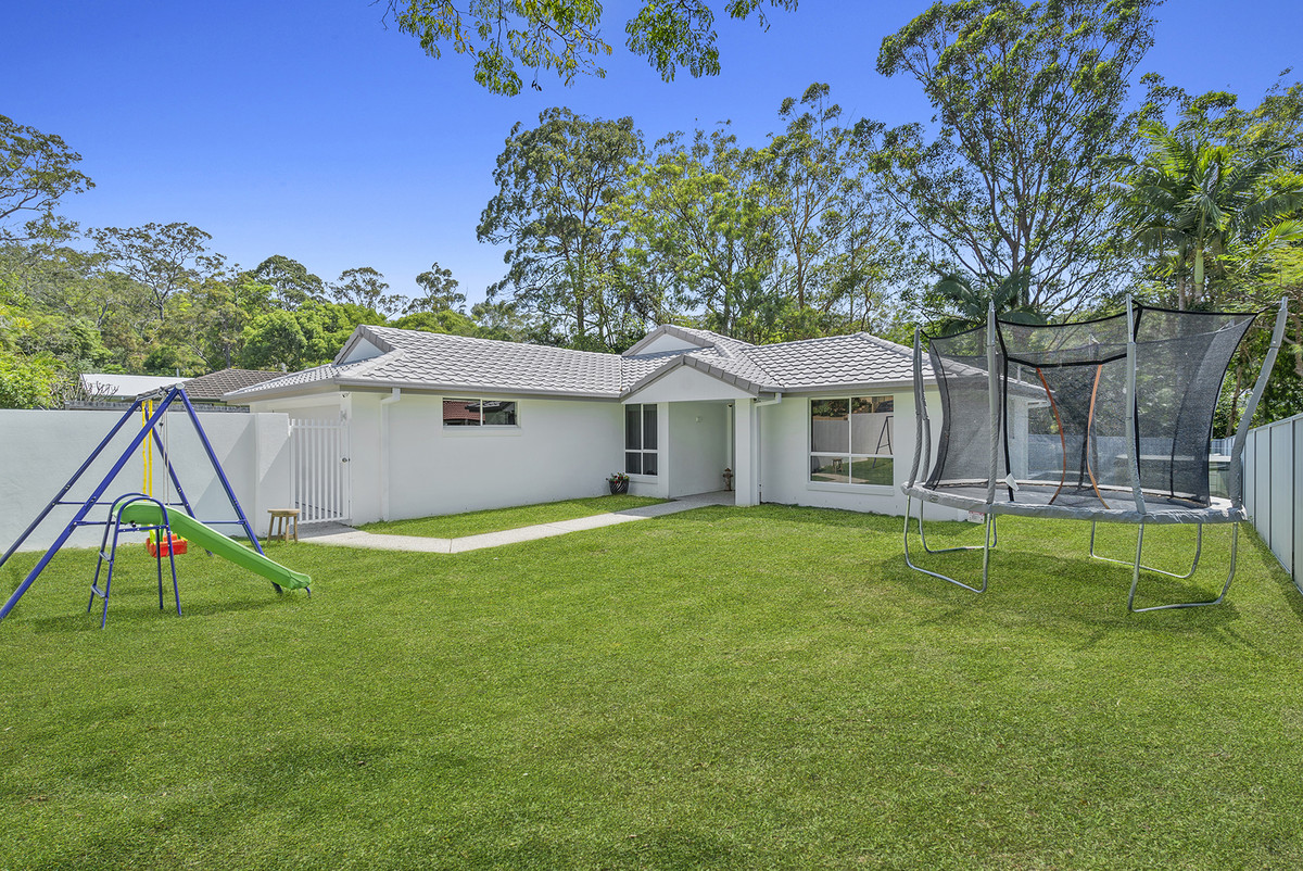 8 COWELL DR, BURLEIGH HEADS QLD 4220, 0房, 0浴, House