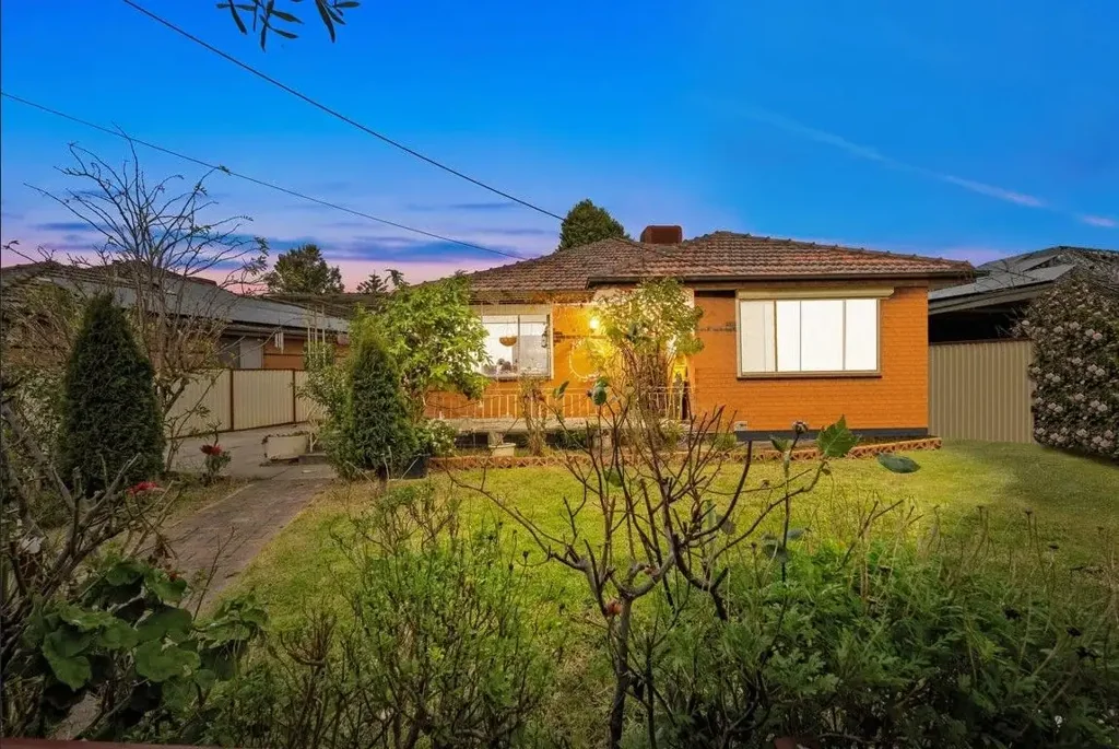 Campbellfield 3침실 Complete Campbellfield family house
