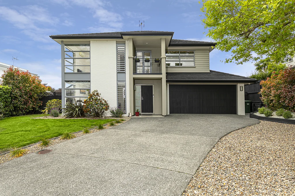 17 Oak View Terrace, Albany, North Shore City, Auckland