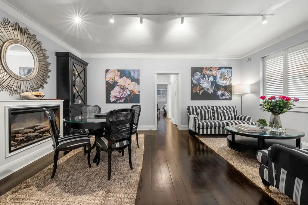 Stylish Renovated Art Deco Apartment in the Heart of Double Bay
