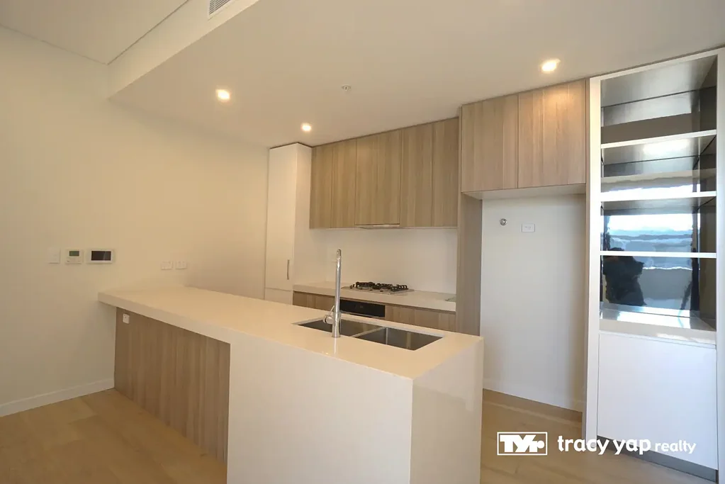 Three Bedroom and Two Cars Parking