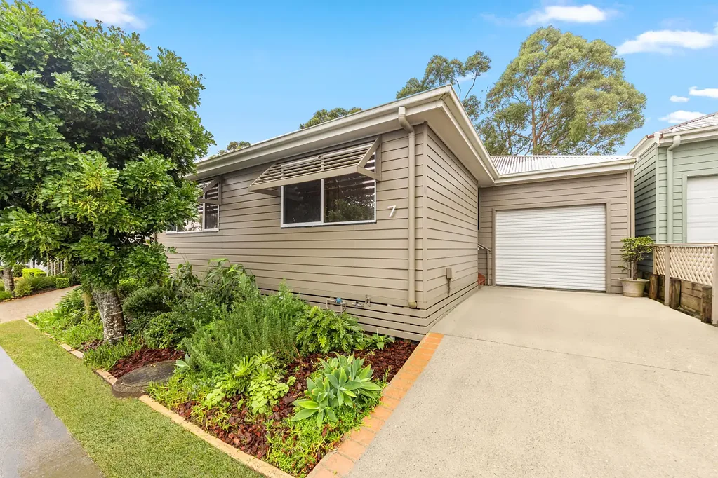Unit 7/2 Saliena Avenue, Lake Munmorah, NSW 2259