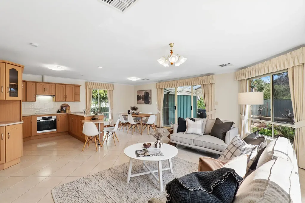 Lobethal 3 Bedroom A Courtyard Potter's Sanctuary in a Coveted Country Enclave.