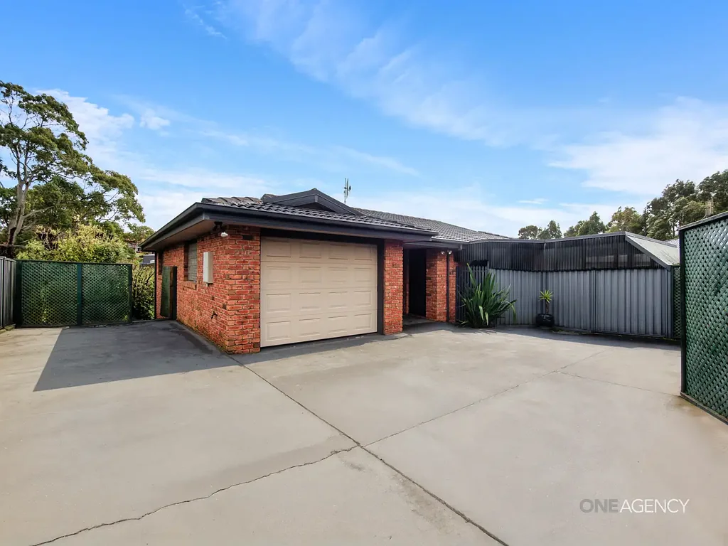 Romaine 3房  Tranquil Villa In Popular Spot In Romaine: Big On Size, Big On Privacy!