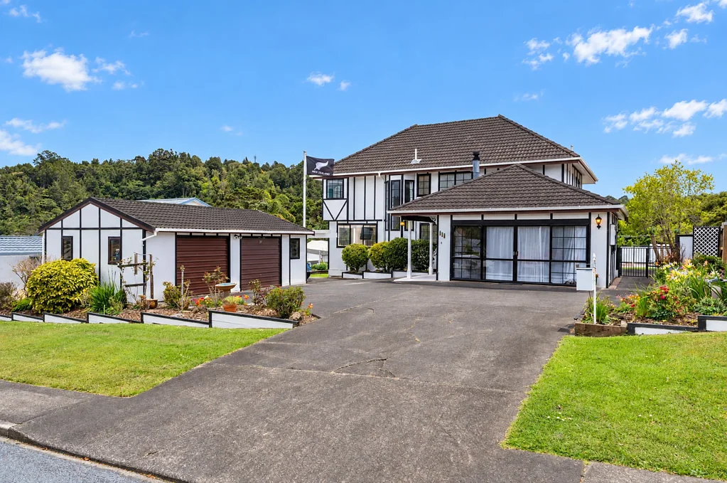 Glenfield 5Kwarto Park, Pool and Peak of the Sea