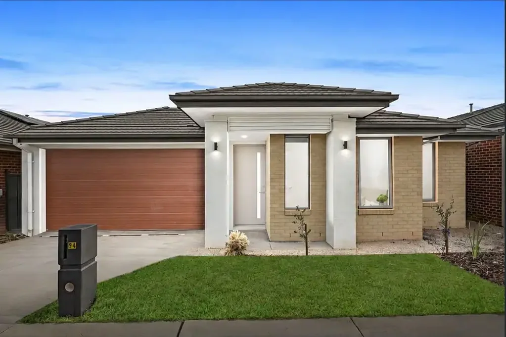 SPACIOUS 4 BEDROOM FAMILY HOME