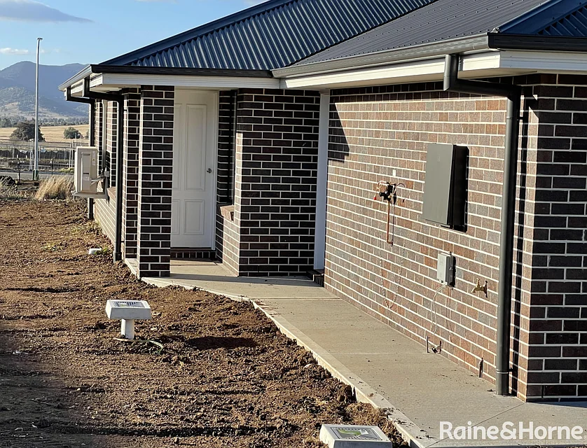 12B Grand Meadows Drive, North Tamworth, Tamworth, 2 chambres, 1 salles de bain, House
