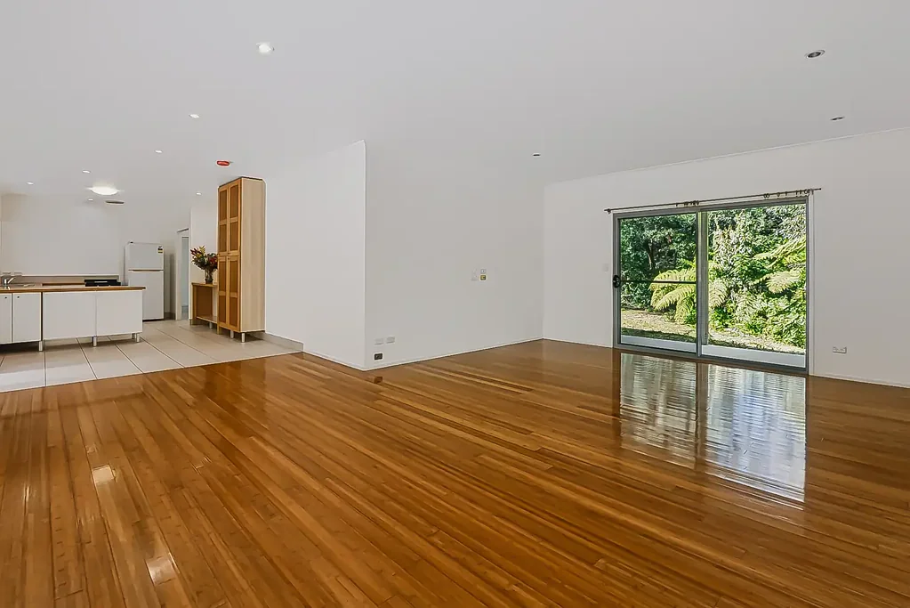 Springbrook Cottage Surrounded by Rainforest