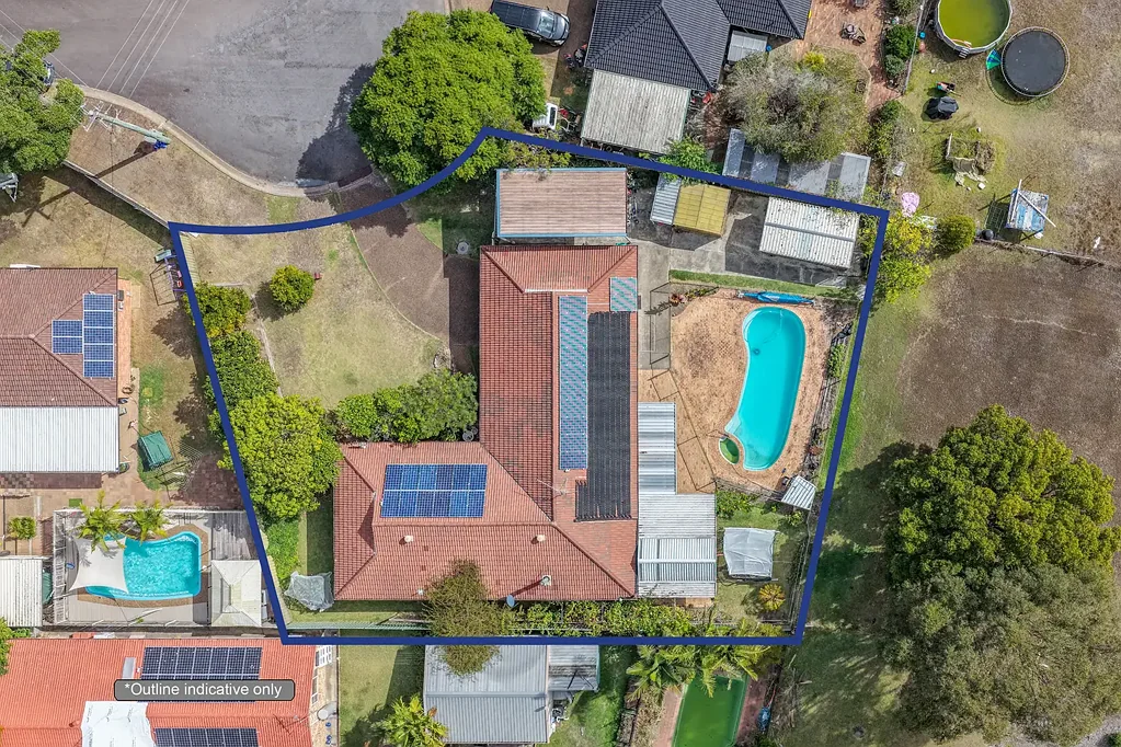 Raymond Terrace 4 Slaapkamer SPACIOUS FAMILY LIVING ON 977SQM BACKING ONTO RESERVE!