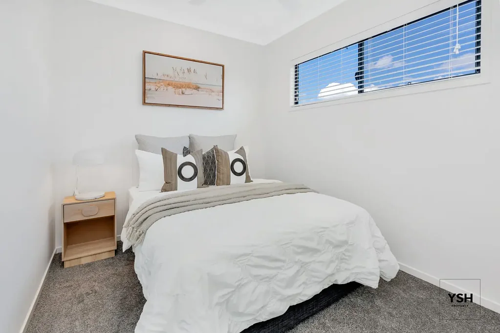 Fully furnished one-bedroom apartment with electricity, NBN, water included!