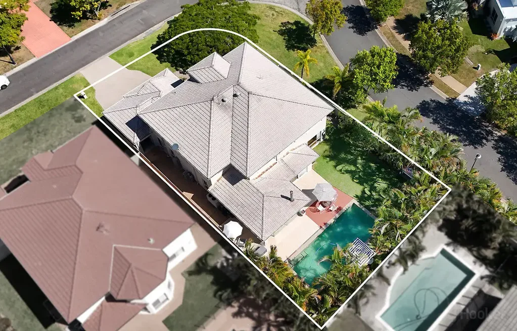 Coombabah 4Habitaciones Sold by Calvin Olivier