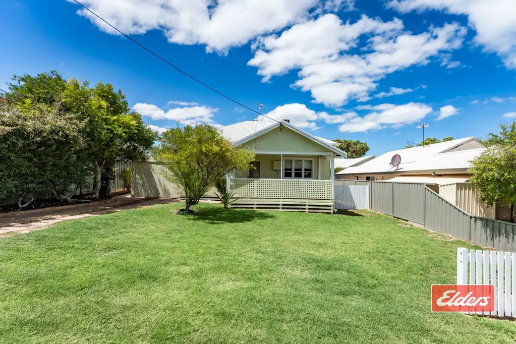 12 Elizabeth Street, Geraldton, WA 6530