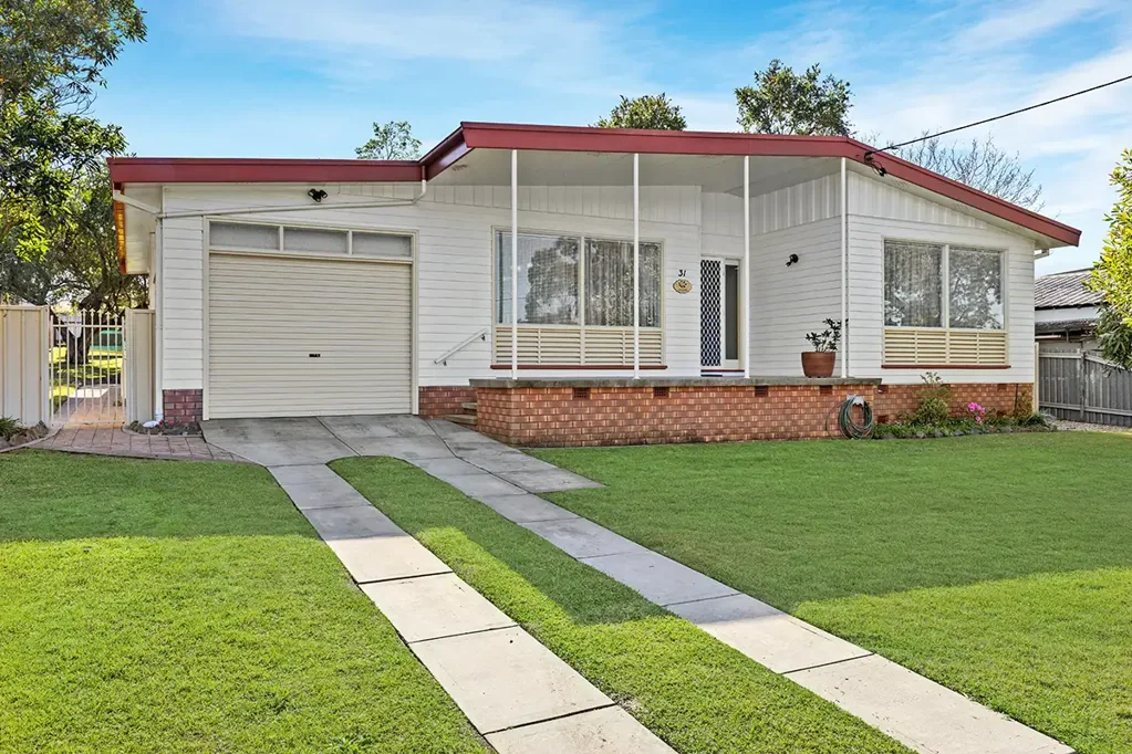 Kurri Kurri 3 Slaapkamer STAND OUT FROM THE CROWD
