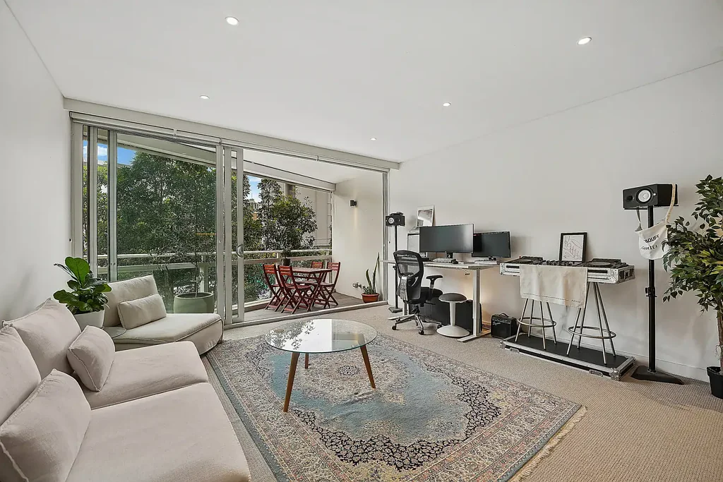 Darlinghurst 1ห้องนอน Contemporary Urban Retreat With Prized North West Aspect In 'Advanx East'