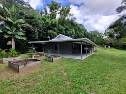 52 Yarrabee Terrace, Stokers Siding