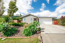 10 Mahia Lane, Waikanae