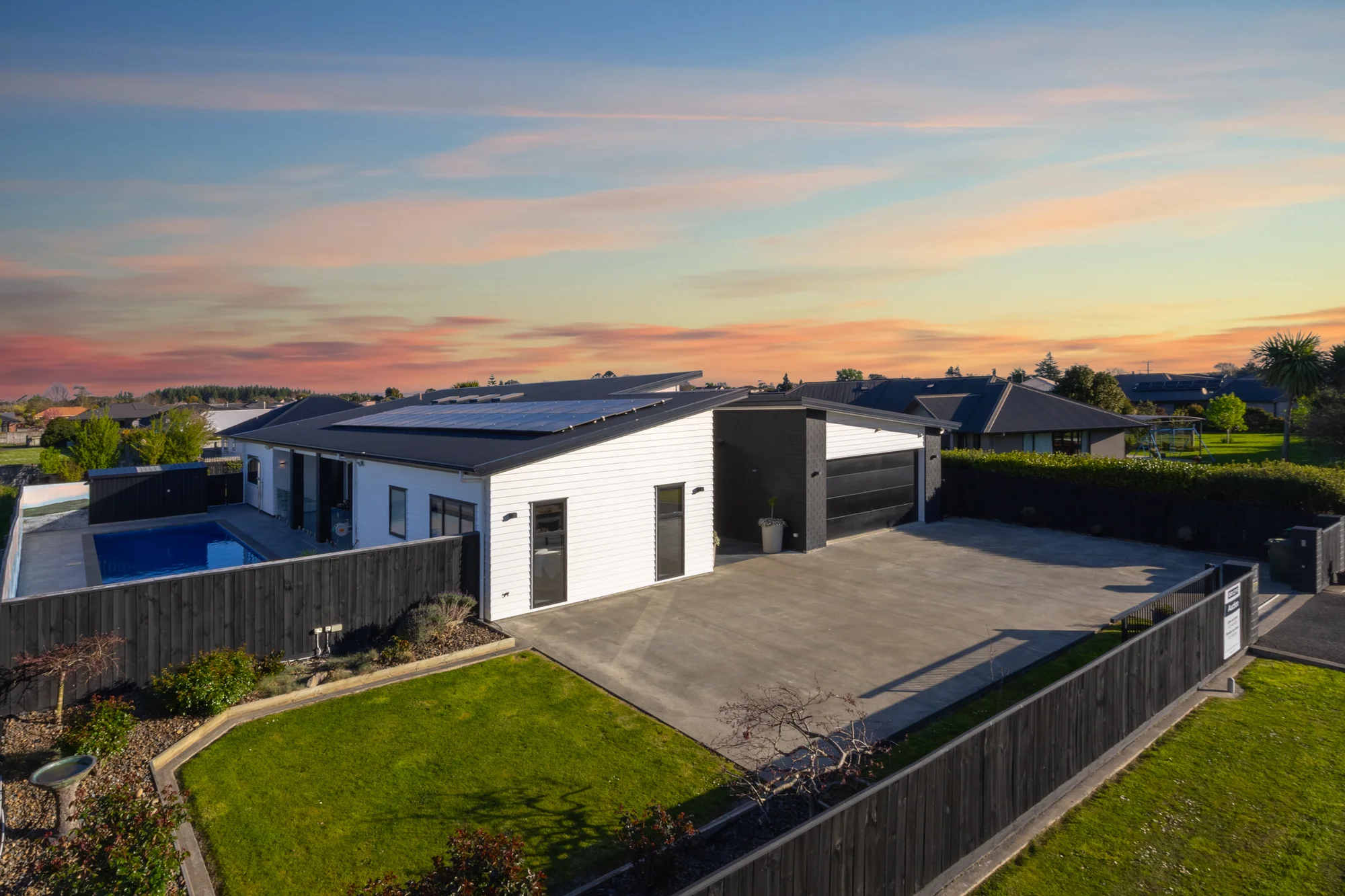 Feilding 4Zimmer High-quality alfresco family entertainer