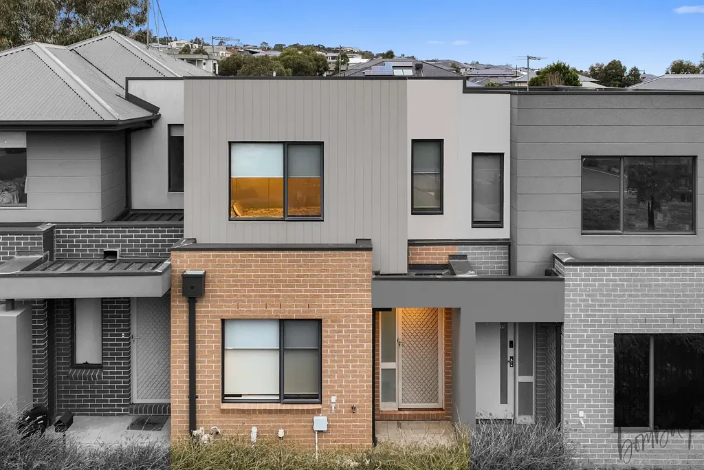 Craigieburn 2 Bedroom Welcome to Comfortable Living in the Heart of Craigieburn!