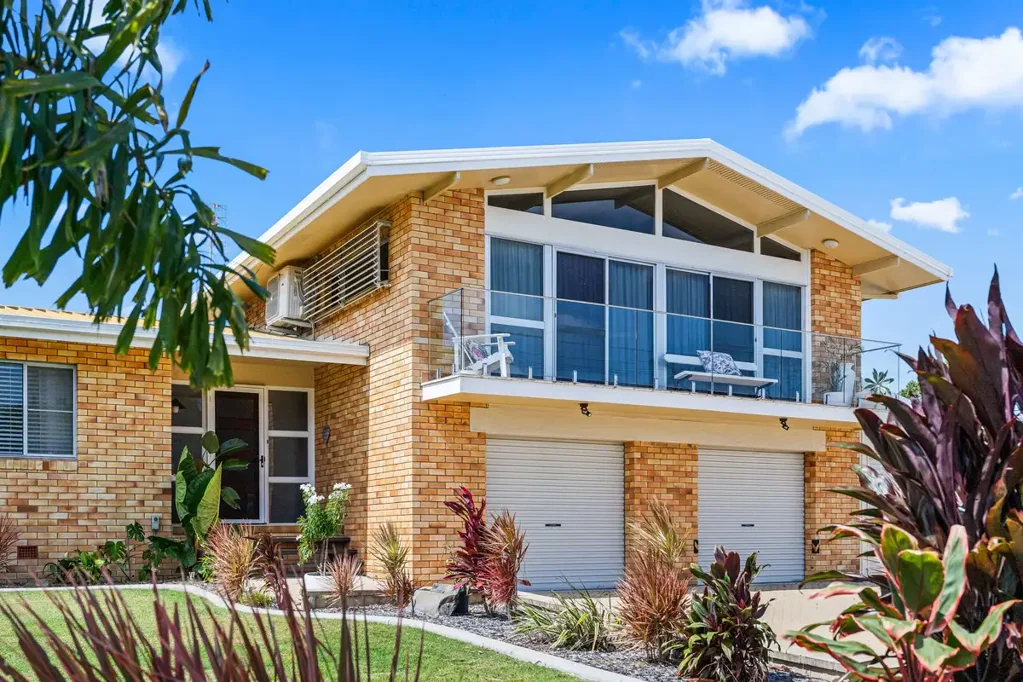 12 Ripley Avenue, Pialba, QLD 4655