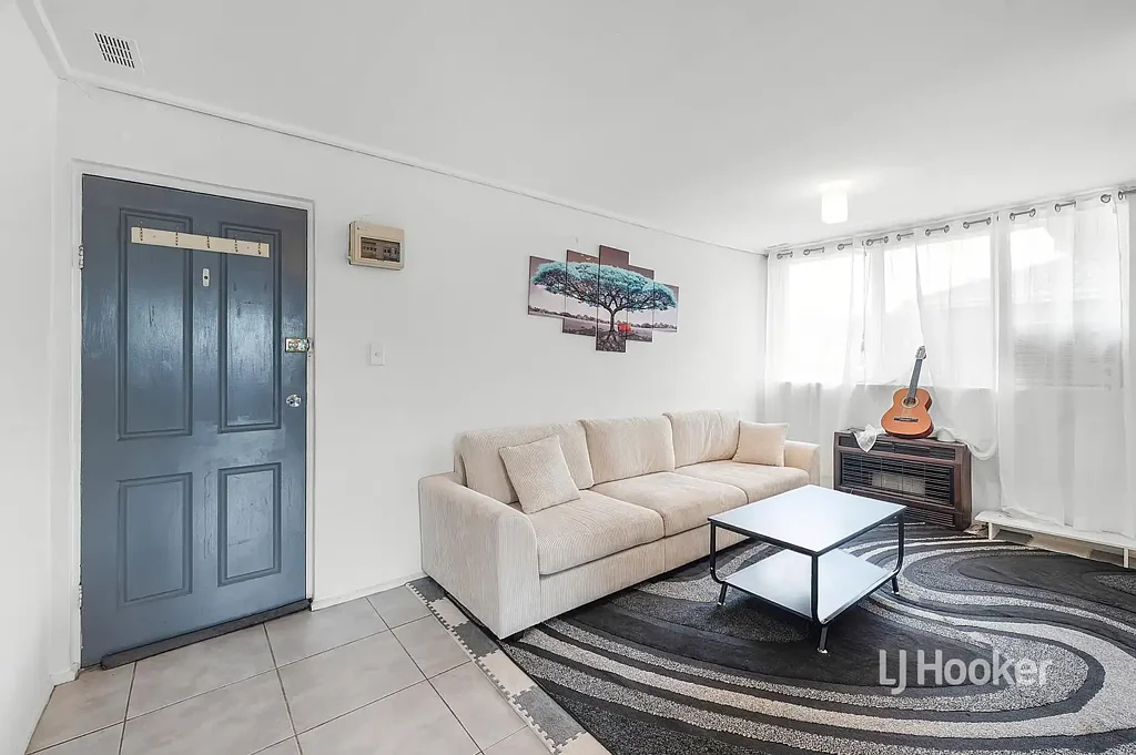 13/10 Heather Avenue, Brooklyn, VIC 3012
