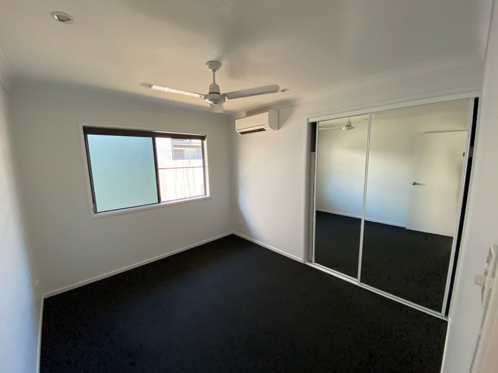 57A COLES RD, ANDERGROVE QLD 4740, 0房, 0浴, Unit