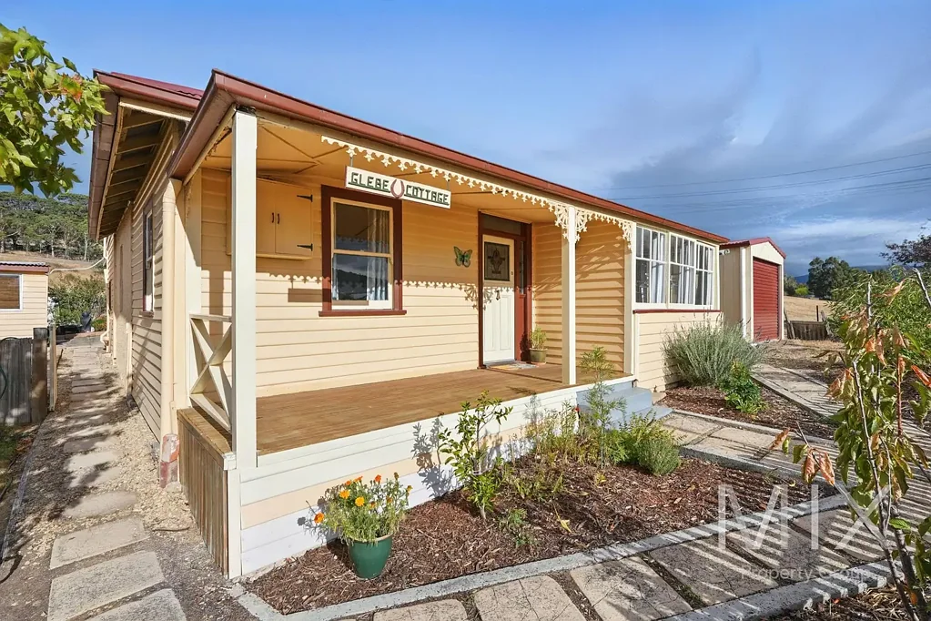 New Norfolk 3غرفة نوم Charming Country Cottage with Studio – A Peaceful Retreat on the Edge of Town