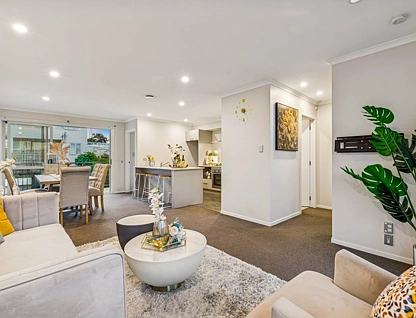 10 Panakenake Way, Flat Bush, Manukau City, 4房, 3浴, House