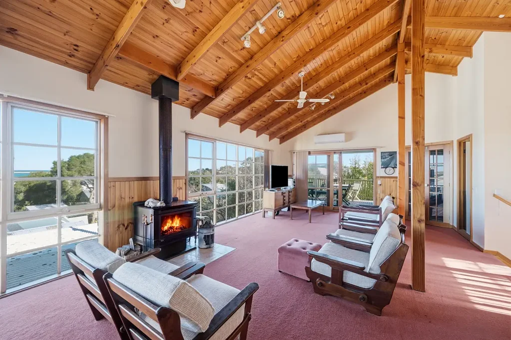 Inverloch 4 Slaapkamer Stunning Ocean Views with Endless Potential