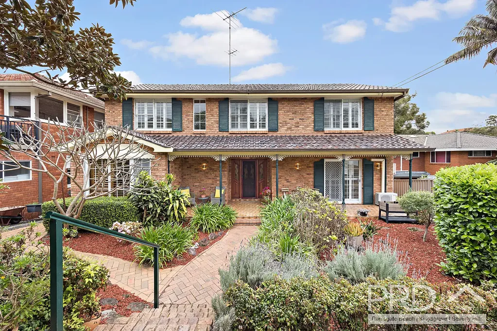 Kyle Bay 5 Bedroom EXPANSIVE FAMILY HOME IN ONE OF KYLE BAY'S MOST EXCLUSIVE, WHISPER QUIET STREETS