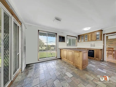 Kusina - Address Withheld, Kilmore, VIC 3764