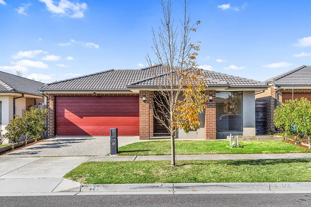 Stylish Family Living in the Heart of Tulliallan Estate!