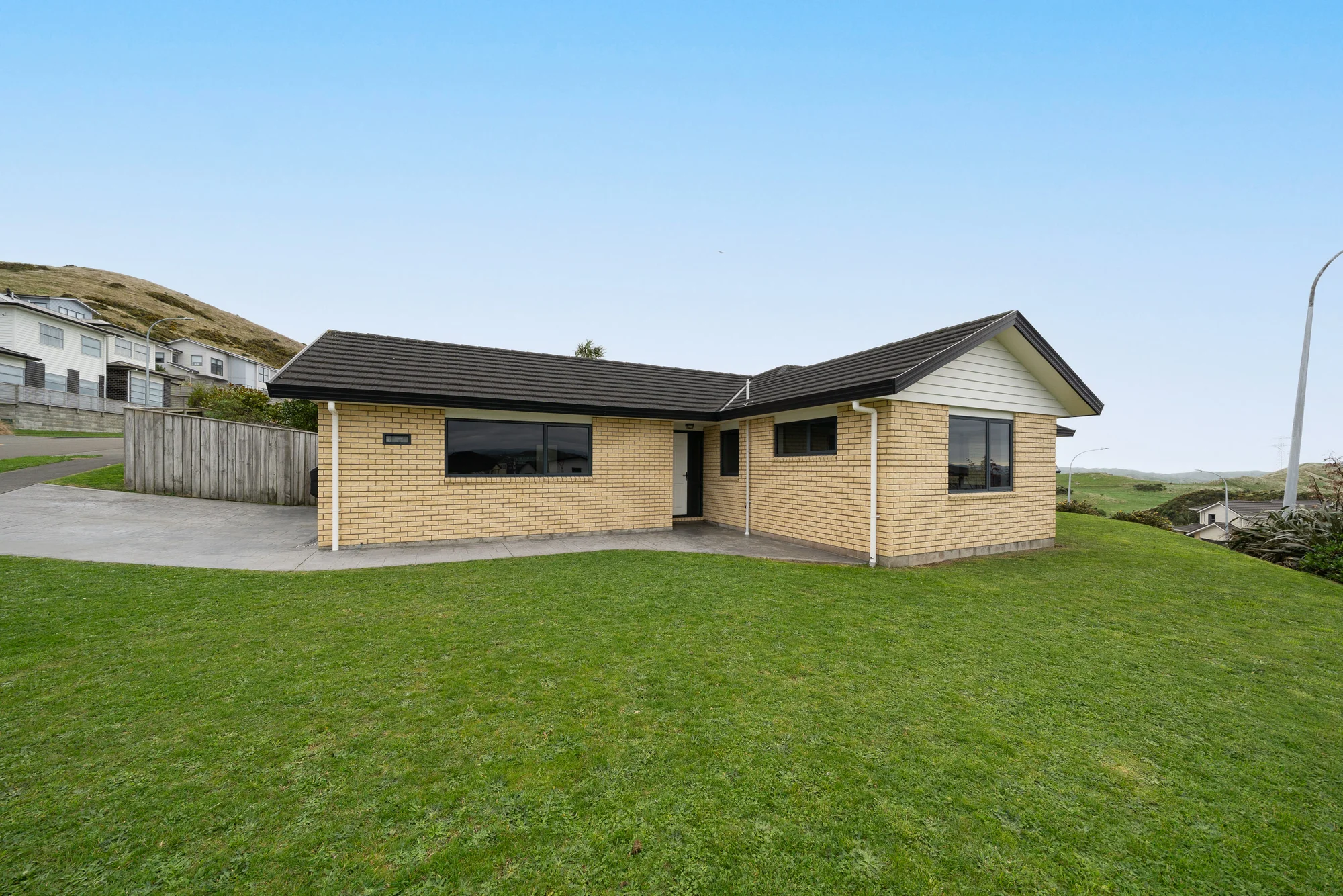 Johnsonville 3房  Easy-Care Living in Johnsonville