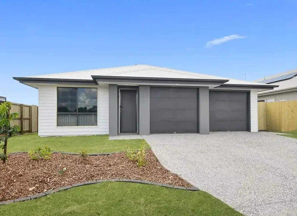 Three Bedroom Duplex!