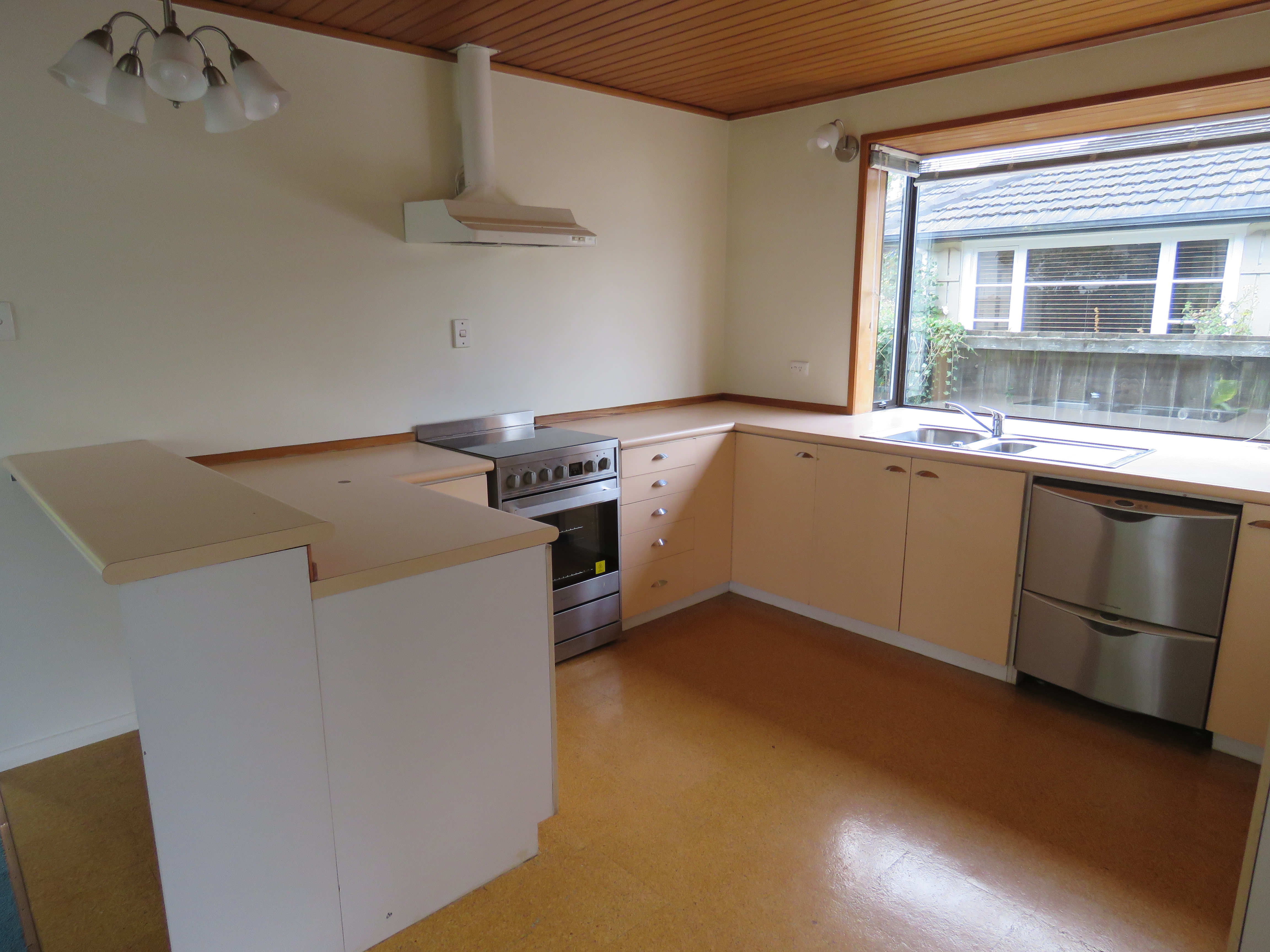 41 Wayside Avenue, Burnside, Christchurch, 2 phòng ngủ, 1 phòng tắm, House