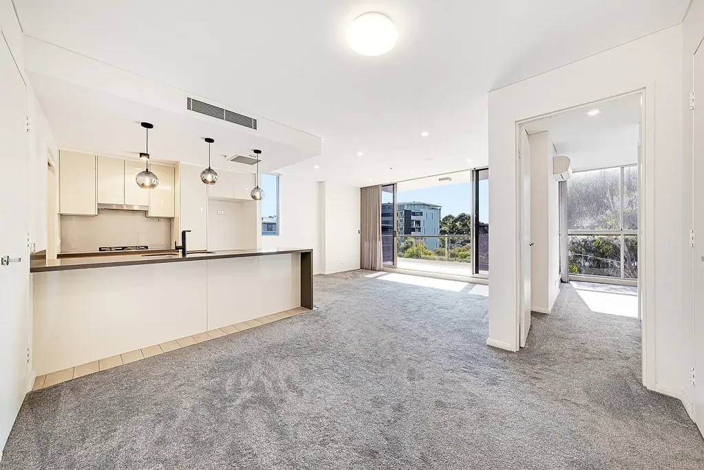Stylish North-Facing 2-Bedroom Apartment in the Heart of Zetland