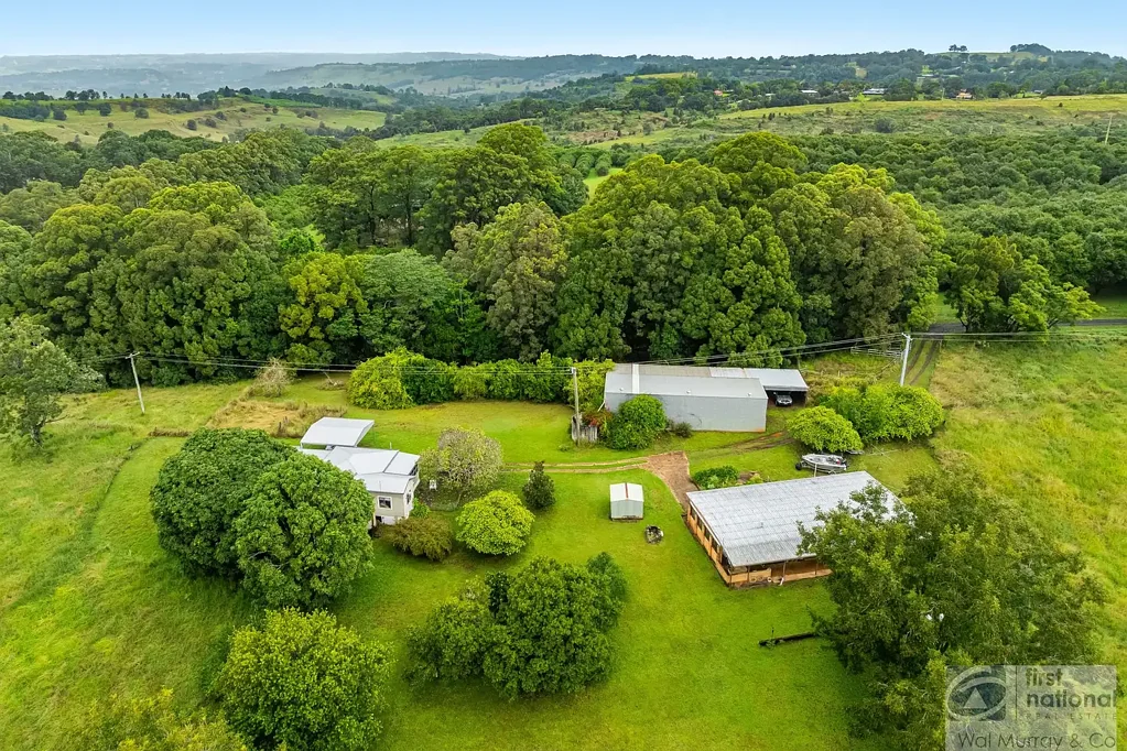 Modanville 5房  DUAL OCCUPANCY IN A DESIRED LOCATION ON 35 ACRES