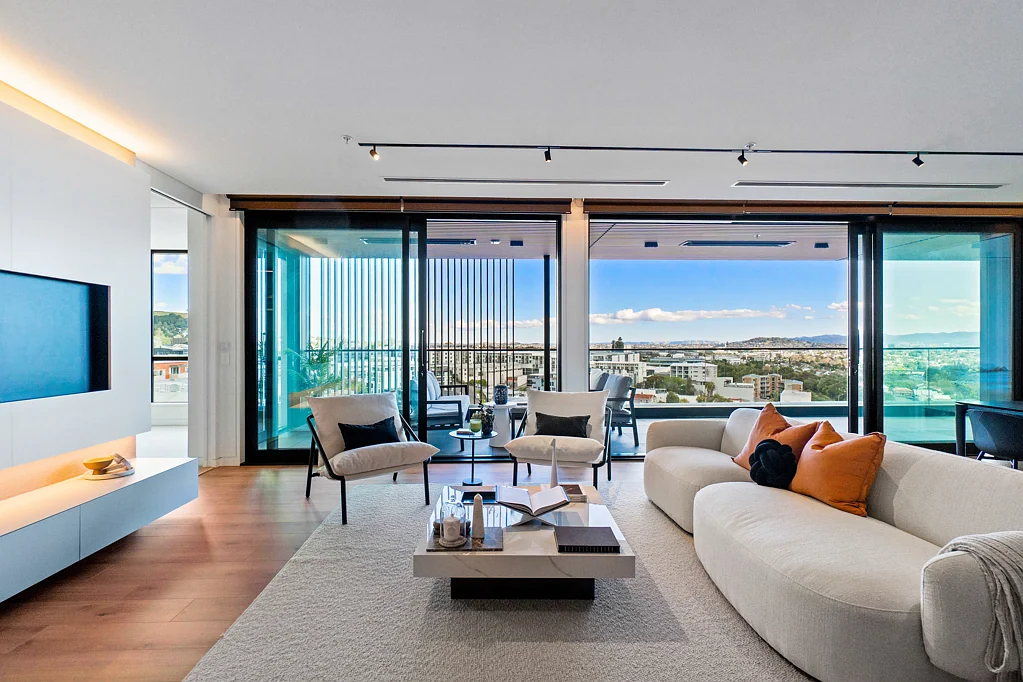 Eden Terrace 3Moenga Proxima Penthouse - Luxury Reaches New Heights