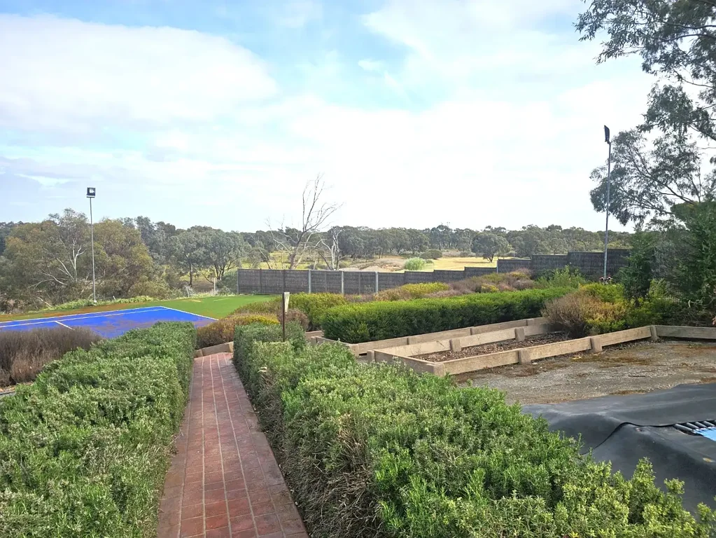 20-21 Florence Court, Donald, VIC 3480