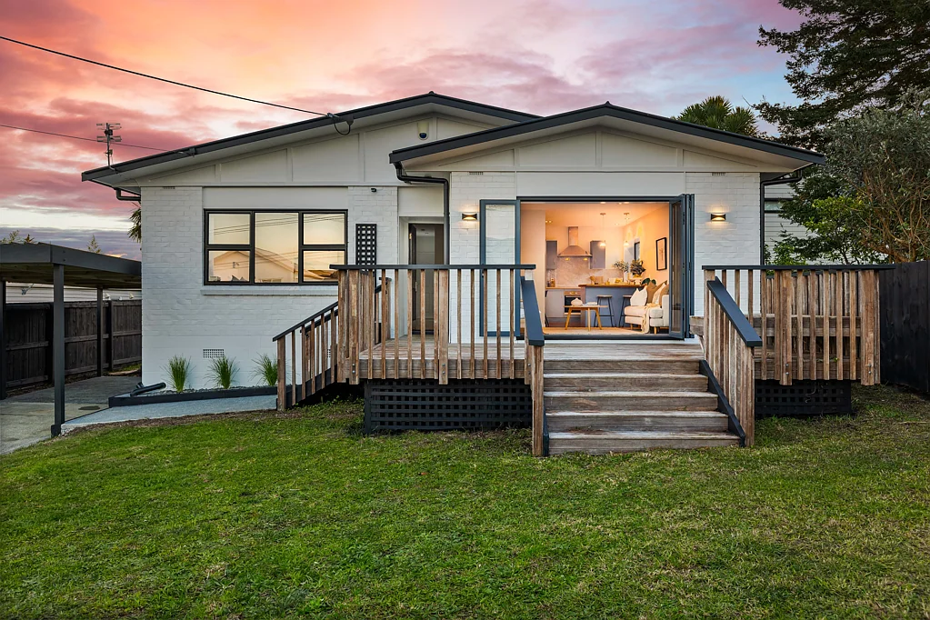 344 Glengarry Road, Glen Eden, Waitakere City, Auckland