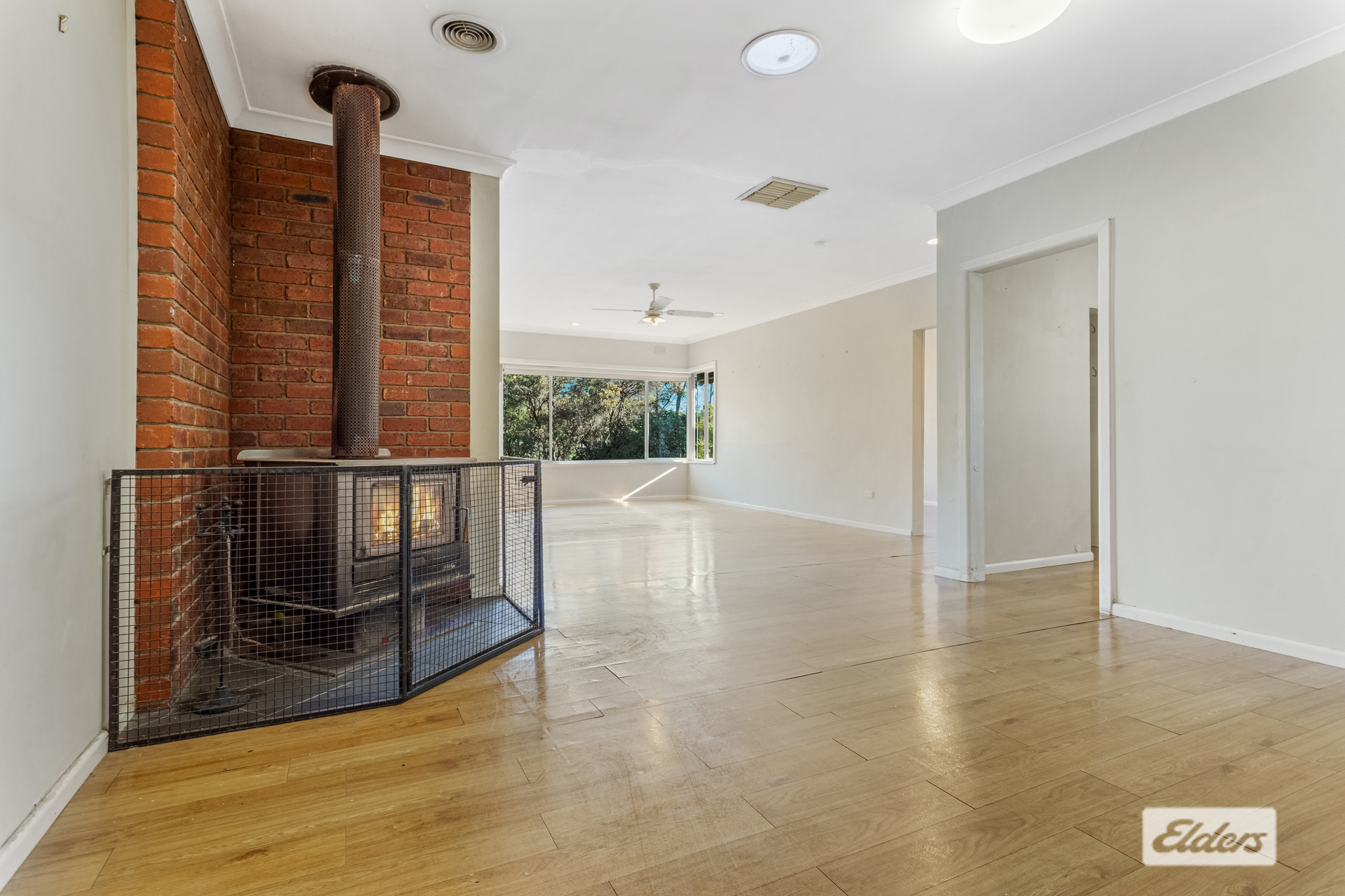 13 HOPKINS AV, EAGLEHAWK VIC 3556, 0 Schlafzimmer, 0 Badezimmer, House