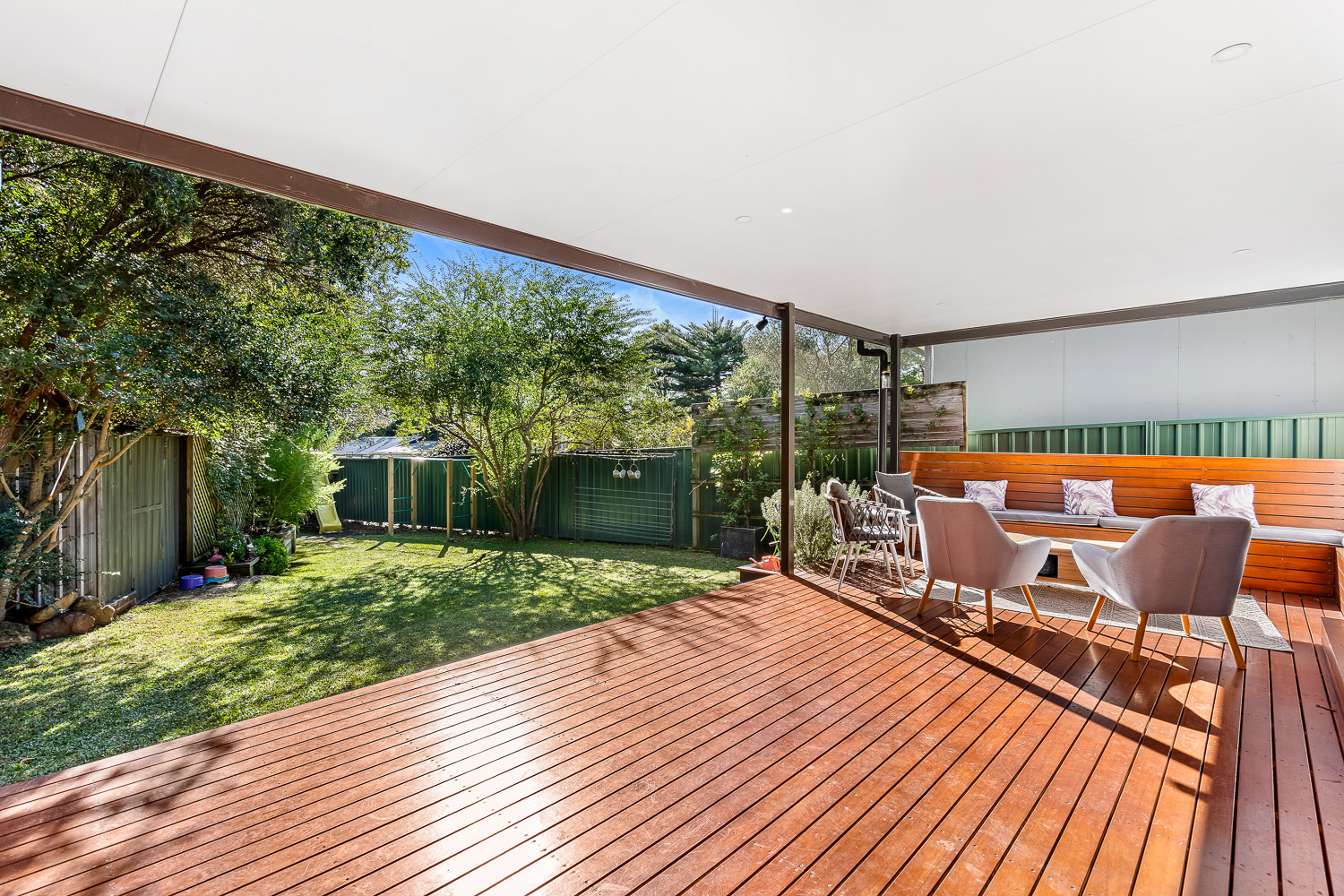 17 WHITEGATES AV, PEAKHURST HEIGHTS NSW 2210, 0 habitaciones, 0 baños, House