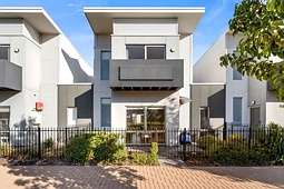 17 Tan Lane, Seaford Meadows