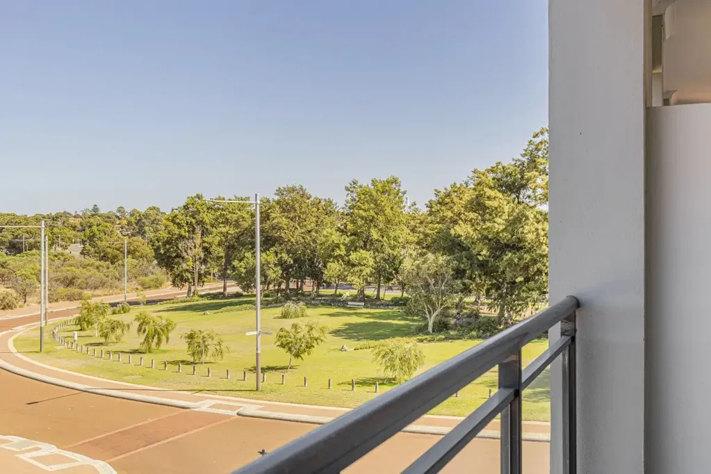 Joondalup 3房  Tenanted Until 10th June 2027 � $610 per week