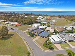 7 Sirenia Drive, Burrum Heads